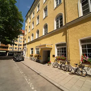 Carlton Munich