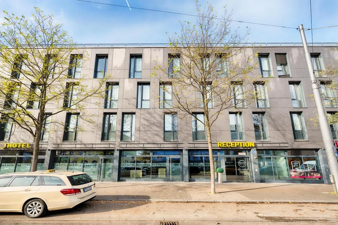 B&B Hotel Muenchen-Moosach 3*, Munich