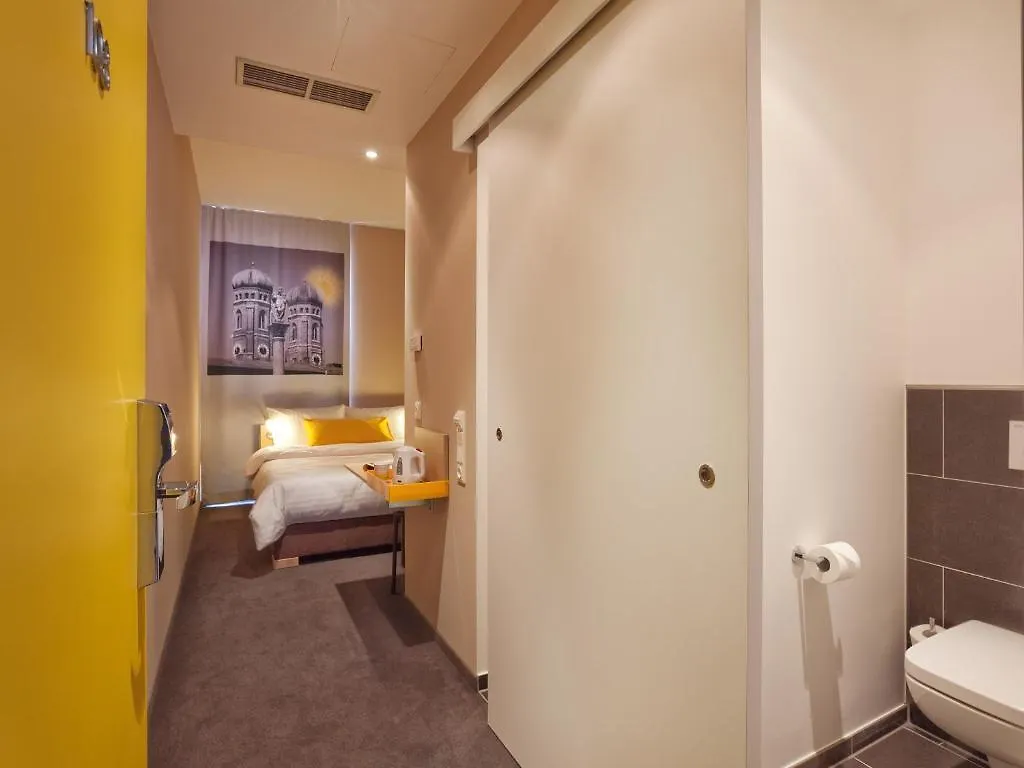 B&B Hotel Muenchen-Moosach