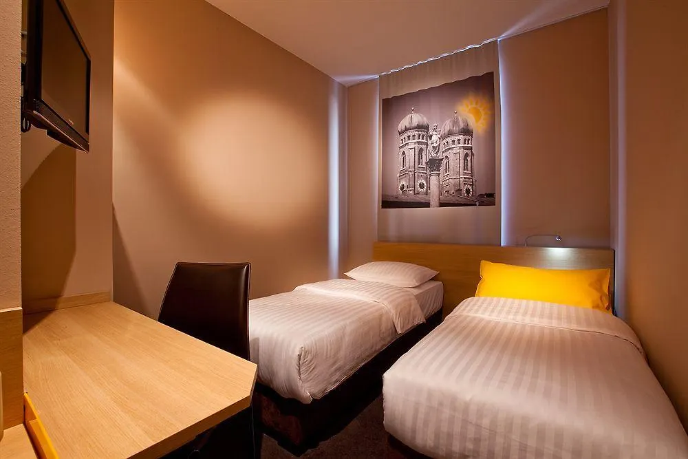 ***  B&B Hotel Muenchen-Moosach Germany
